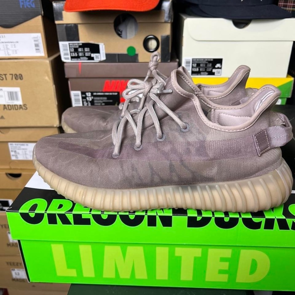 Adidas Yeezy Boost 350‎ V2 Mono Mist Sku GW2871 Size 11.5